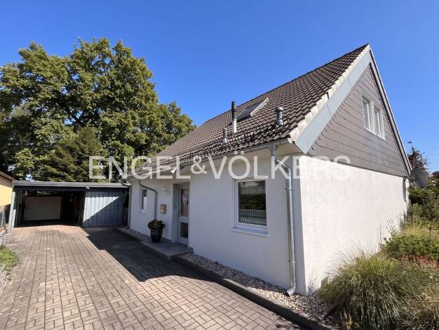Einfamilienhaus zum Kauf 390.000 € 5 Zimmer 154 m² 891 m² Grundstück Ottendorf-Okrilla Ottendorf-Okrilla 01458