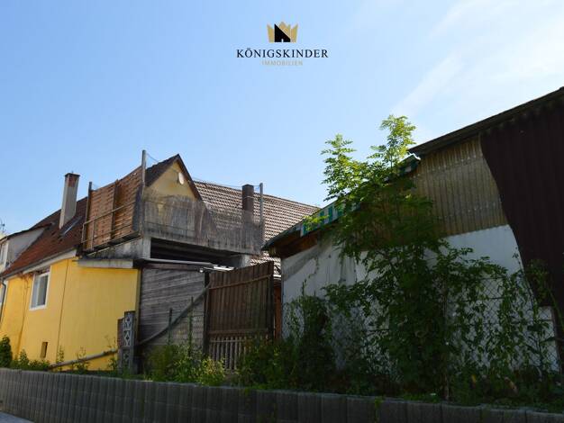 Doppelhaushälfte zum Kauf 300.000 € 7 Zimmer 77,8 m² 179 m² Grundstück Jesingen Kirchheim unter Teck 73230