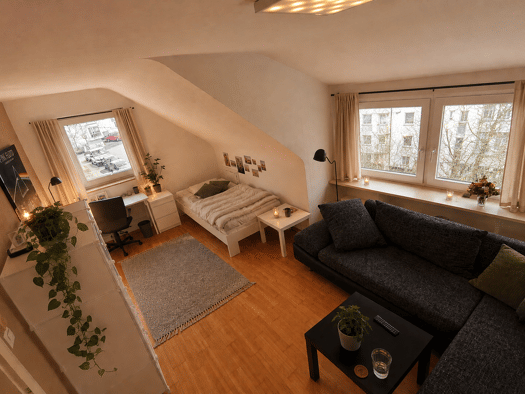 Wohnung zur Miete 550 € 1 Zimmer 20 m² Geschoss 3/4 frei ab 01.12.2026 Ost Stuttgart 70190