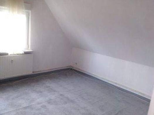 Wohnung zum Kauf 83.000 € 3 Zimmer 65 m² 2. Geschoss Duingen 31089