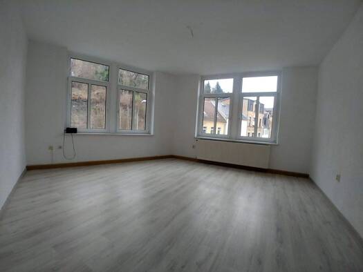 Wohnung zur Miete 525 € 4 Zimmer Greiz 07973