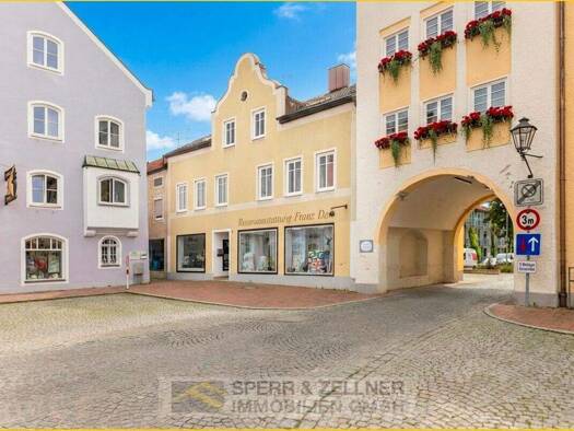 Haus zum Kauf 1.190.000 € 14 Zimmer 431,8 m² 624 m² Grundstück Dorfen Dorfen 84405