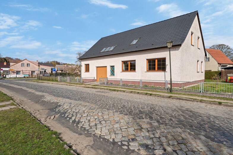 Einfamilienhaus zum Kauf 395.000 € 5 Zimmer 149 m² 985 m² Grundstück Kolberg Heidesee 15754
