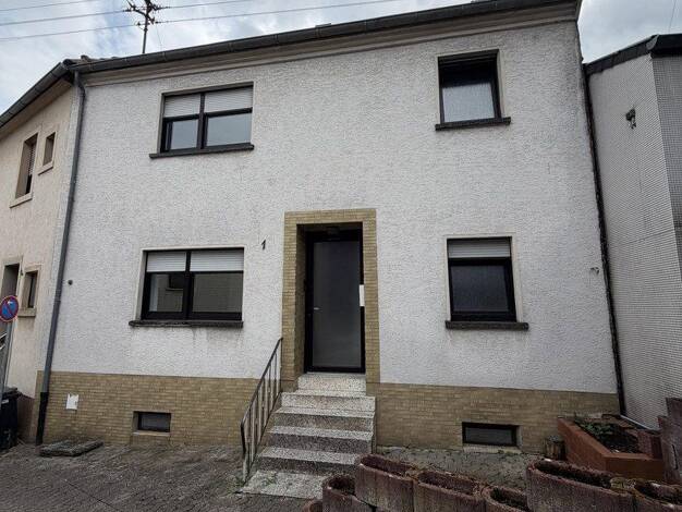 Reihenmittelhaus zum Kauf provisionsfrei 139.000 € 5 Zimmer 184 m² 93 m² Grundstück Paulsburgstraße 1 Quierschied Quierschied 66287