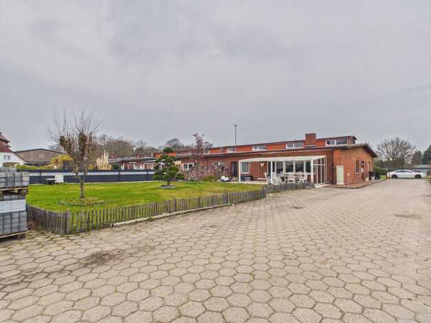 Mehrfamilienhaus zum Kauf 895.000 € 10 Zimmer 488,3 m² 2.760 m² Grundstück Grabau 23845