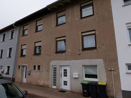 Reihenmittelhaus zum Kauf 164.500 € 4 Zimmer 110 m² 178 m² Grundstück frei ab 30.09.2026 Taubentalstraße Ensdorf 66806