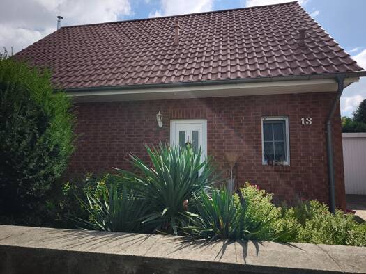 Einfamilienhaus zum Kauf provisionsfrei 350.000 € 4 Zimmer 102 m² 1.332 m² Grundstück Rehmsdorf Elsteraue 06729