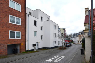 Mehrfamilienhaus zum Kauf als Kapitalanlage geeignet 950.000 € 365 m² 292 m² Grundstück Bahnhofstraße 31 Bad Oldesloe 23843