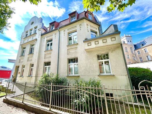 Mehrfamilienhaus zum Kauf 285.000 € 13 Zimmer 290 m² Naumburg 06618