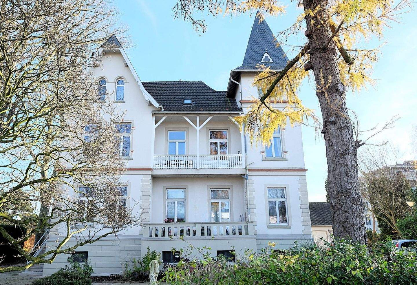 Villa zum Kauf - Ansicht 3