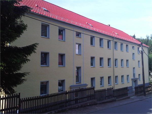 Wohnung zur Miete 400 € 3 Zimmer 63,4 m²<br/>Wohnfläche 1.<br/>Geschoss ab sofort<br/>Verfügbarkeit Käthe-Kollwitz-Str. 26/28 Ruhla Ruhla 99842