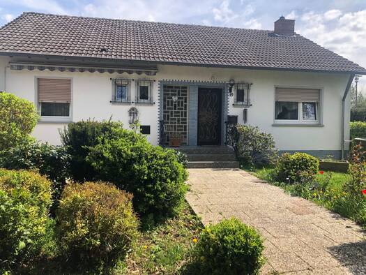 Terrassenwohnung zur Miete 1.300 € 7 Zimmer 197 m² 3. UG frei ab 15.01.2026 Bitburg 54634