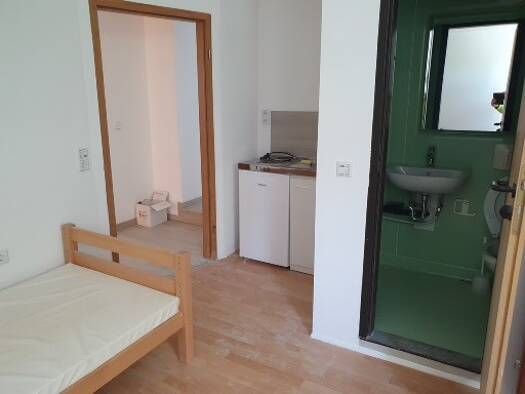 Wohnung zur Miete - Erstbezug 170 € 1 Zimmer 12,1 m² 1. Geschoss frei ab sofort Stopfenheim, Bürgermeisterstr. 5 Walkershöfe Ellingen 91792