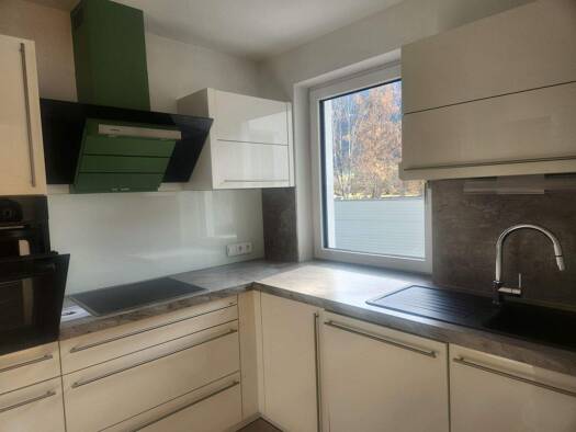 Mehrfamilienhaus zur Miete 197,3 m² Neukirchen 5741