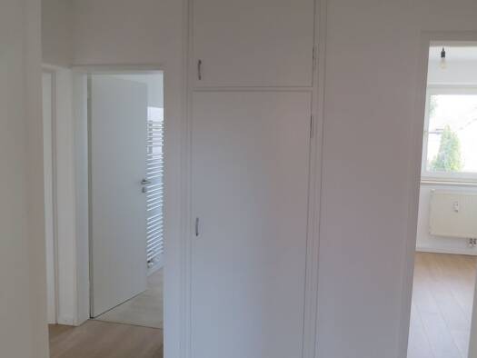 Wohnung zur Miete 1.300 € 3 Zimmer 77 m² Geschoss 2/3 frei ab sofort Zimmerhansenstraße 10 Höhenkirchen Höhenkirchen-Siegertsbrunn 85635