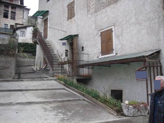 Einfamilienhaus zum Kauf 60.000 € 4 Zimmer 135 m² Stenico 38070