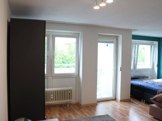 Wohnung zum Kauf 129.000 € 1 Zimmer 42 m² Geschoss 7/8 frei ab sofort Straubing 94315