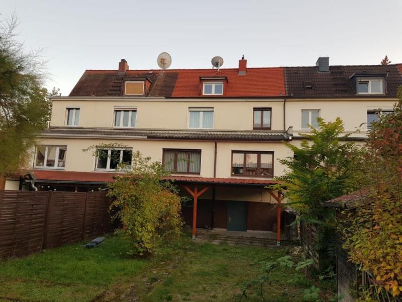 Reihenmittelhaus zum Kauf 419.000 € 4 Zimmer 140 m²<br/>Wohnfläche 240 m²<br/>Grundstück Fechenheim Frankfurt am Main 60386