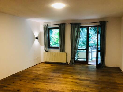 Wohnung zur Miete 690 € 2 Zimmer 59 m² Geschoss -1/3 frei ab 01.06.2026 Eigenes Heim Fürth 90766