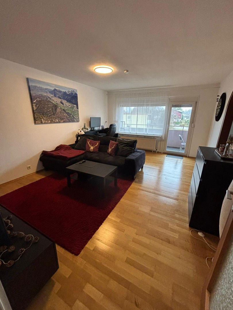 Wohnung zur Miete 680 € 2,5 Zimmer 71 m²<br/>Wohnfläche 3.<br/>Geschoss 01.03.2025<br/>Verfügbarkeit Feldbergstr. 18 Stadtgebiet St. Georgen 78112