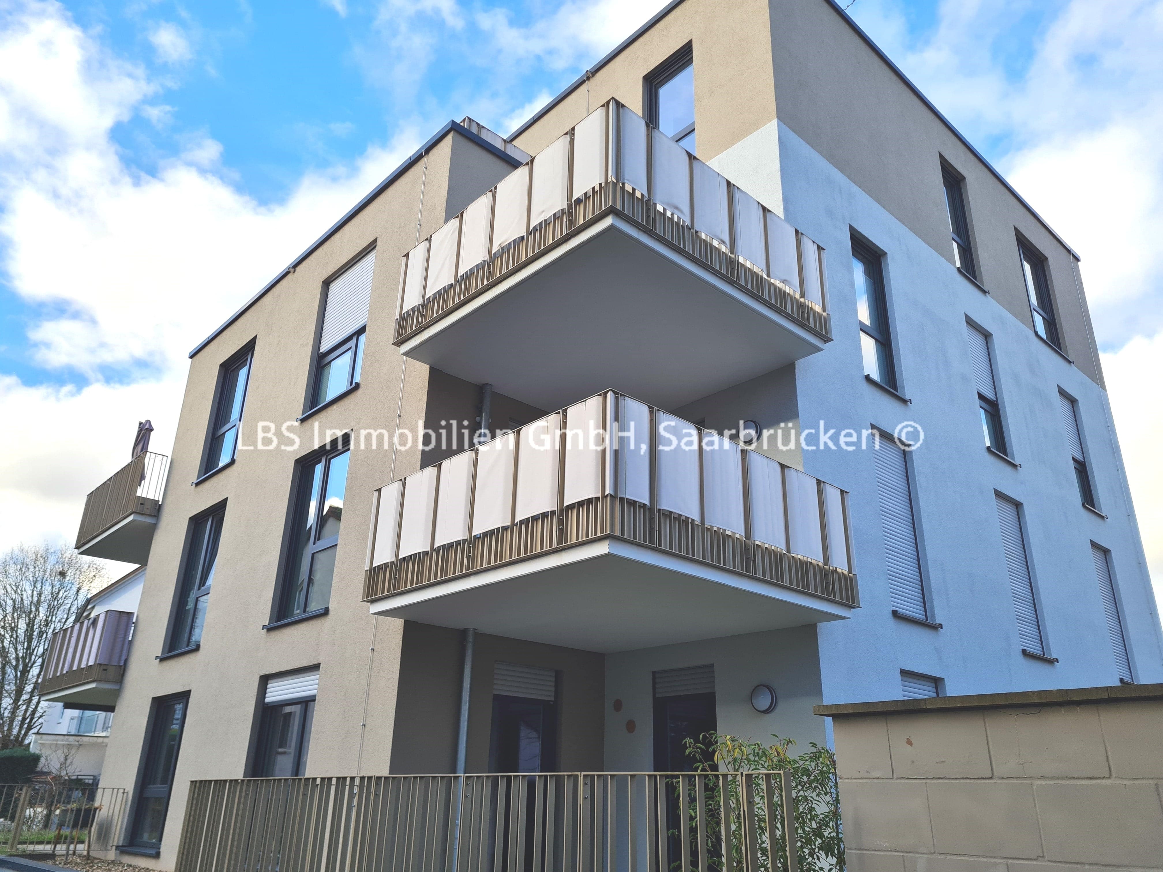 Wohnung zum Kauf 356.500 € 3 Zimmer 84,1 m²<br/>Wohnfläche 2.<br/>Geschoss ab sofort<br/>Verfügbarkeit Homburg Homburg 66424