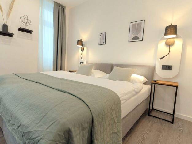 WG-Zimmer zur Miete Wohnen auf Zeit 550 € 13 m² 1. Geschoss frei ab sofort Taunusstraße HH Bahnhofsviertel Frankfurt am Main 60329