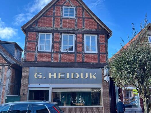 Haus zum Kauf 200.000 € 7 Zimmer 207 m² 560 m² Grundstück frei ab sofort Bleckede Bleckede 21354
