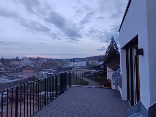 Penthouse zur Miete 1.260 € 3 Zimmer 99 m² Geschoss 2/2 frei ab sofort Oettinger Straße 35 Wassertrüdingen 91717