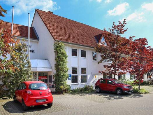 Bürogebäude zur Miete 3.248 € 464 m² Bürofläche Osterburg 39606