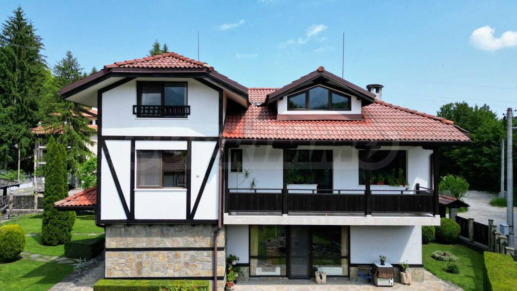 Reihenmittelhaus zum Kauf 335.350 € 266 m² Apriltsi