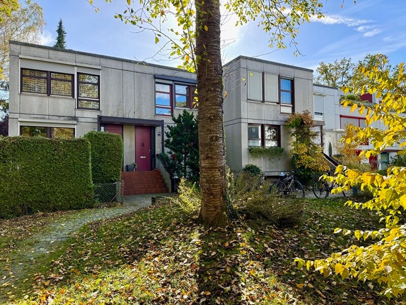 Reihenmittelhaus zum Kauf 690.000 € 4,5 Zimmer 128,7 m²<br/>Wohnfläche 197 m²<br/>Grundstück Ottobrunn 85521