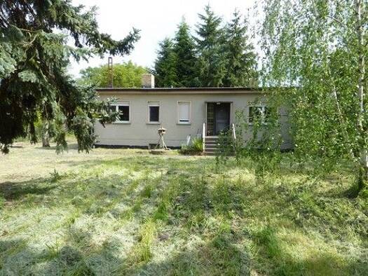 Bungalow zum Kauf 139.000 € 4 Zimmer 90 m² 2.794 m² Grundstück frei ab sofort Unternessa Teuchern 06682