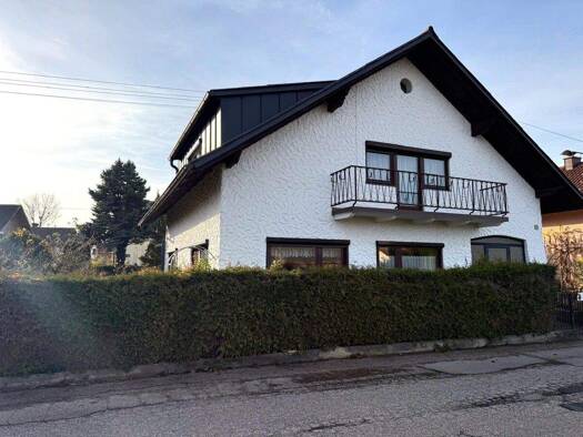 Einfamilienhaus zum Kauf 345.000 € 10 Zimmer 488 m² Grundstück Wagnerbauerstr. 12 Braunau am Inn 5280