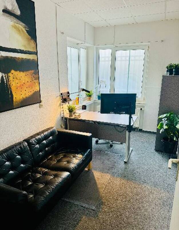 Bürofläche zur Miete provisionsfrei 59 € 18 m² Bürofläche Georgi-Dimitroff-Straße Ammendorf-Beesen Halle (Saale) 06132