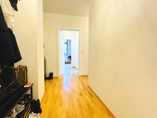 Wohnung zur Miete 1.025 € 3 Zimmer 94,5 m² 1 Geschosse frei ab 01.01.2027 Innenstadt Fürth 90762
