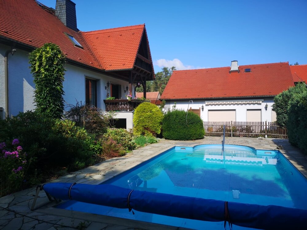 Einfamilienhaus zum Kauf 449.999 € 9 Zimmer 276 m²<br/>Wohnfläche 4.695 m²<br/>Grundstück Prieschka Bad Liebenwerda 04924