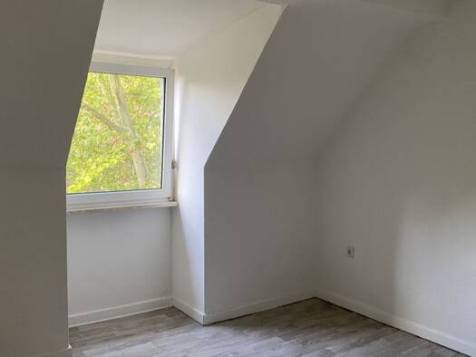 Wohnung zur Miete 420 € 2 Zimmer 42 m² Geschoss 4/5 frei ab sofort Sülz Köln 50939