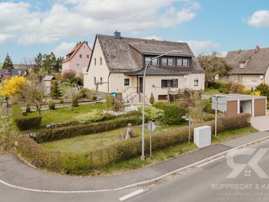 Mehrfamilienhaus zum Kauf 419.000 € 11 Zimmer 320 m² 1.360 m² Grundstück Kirchenthumbach Kirchenthumbach 91281