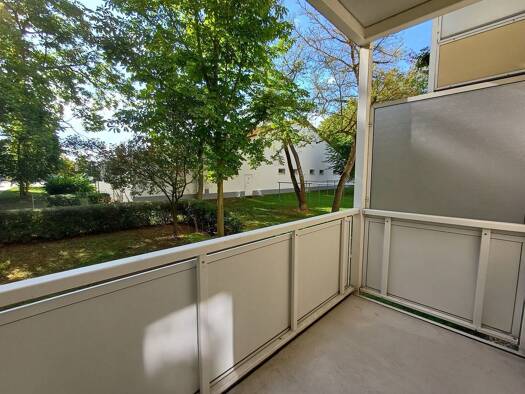 Wohnung zur Miete 441 € 4 Zimmer 67,8 m² EG Reinefarthstraße 66 Merseburg Merseburg 06217