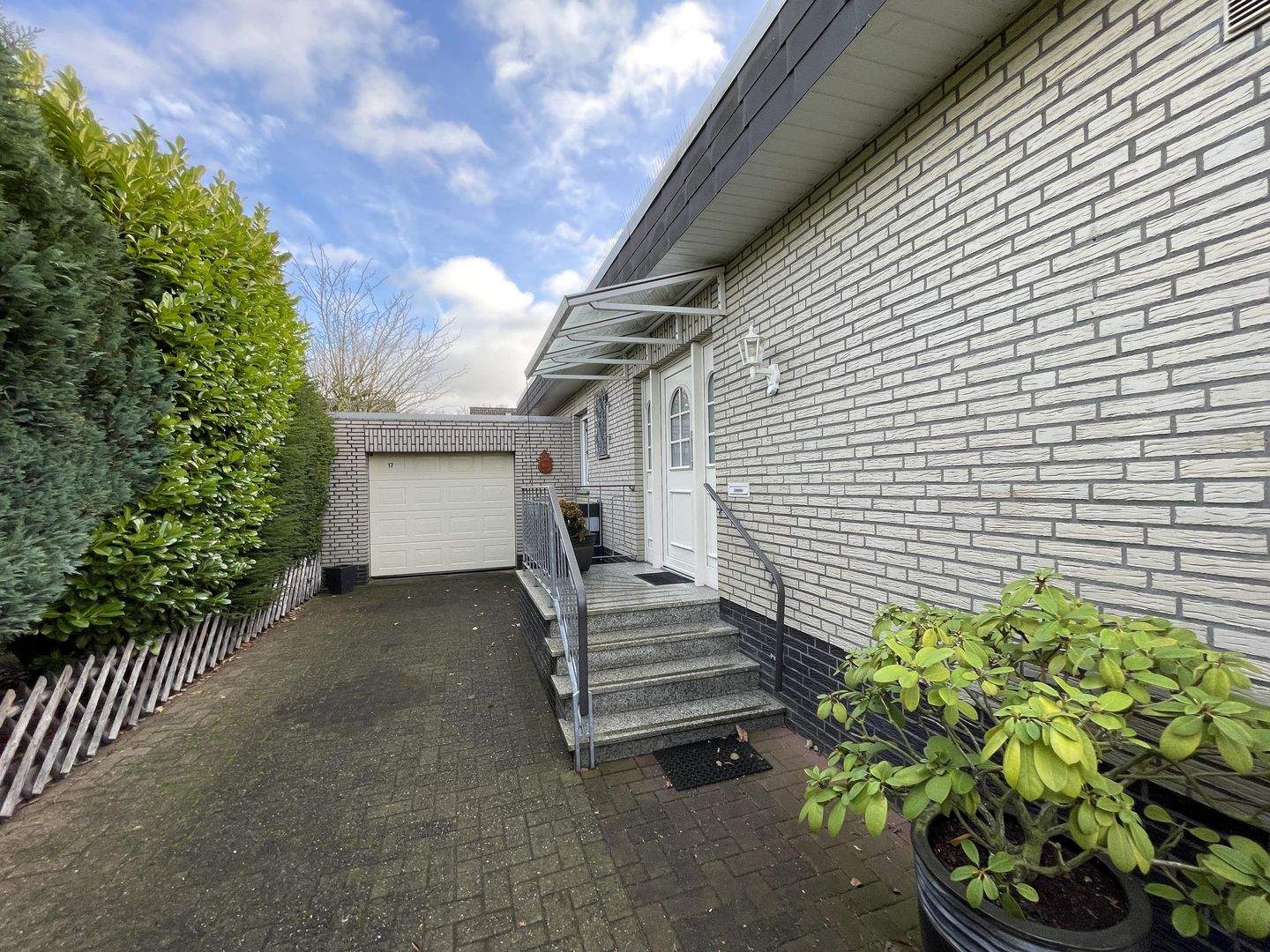Bungalow zum Kauf - Ansicht 2