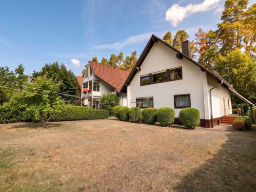 Einfamilienhaus zum Kauf 299.000 € 8 Zimmer 174 m² 677 m² Grundstück Hohenecken Kaiserslautern / Hohenecken 67661
