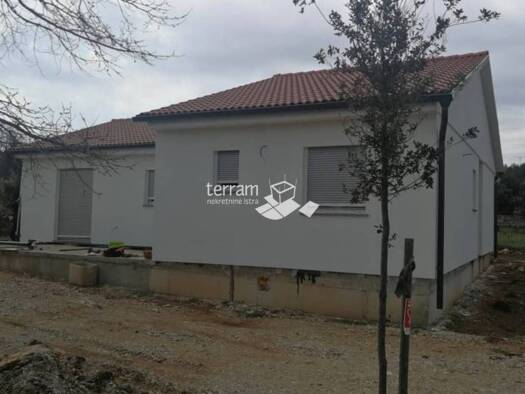 Haus zum Kauf 380.000 € 3 Zimmer 125 m² Pula