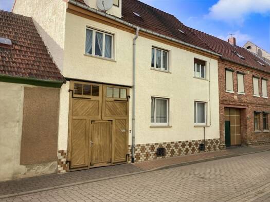 Reihenmittelhaus zum Kauf 89.000 € 5 Zimmer 150 m² 850 m² Grundstück Wallhausen 06528