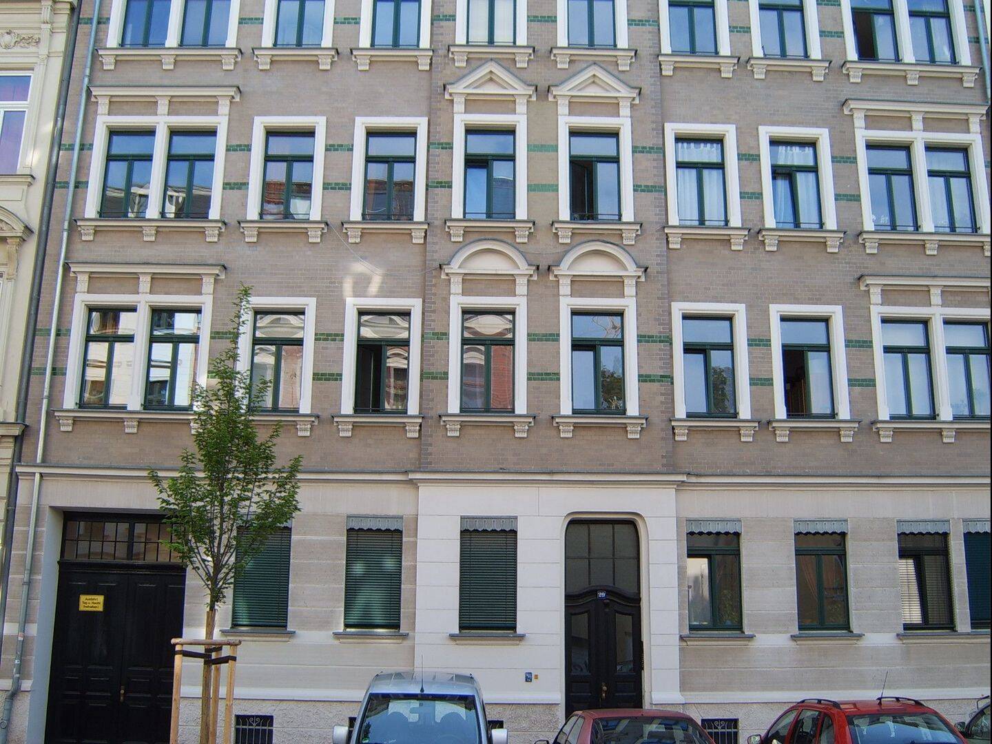 Property thumbnail 2