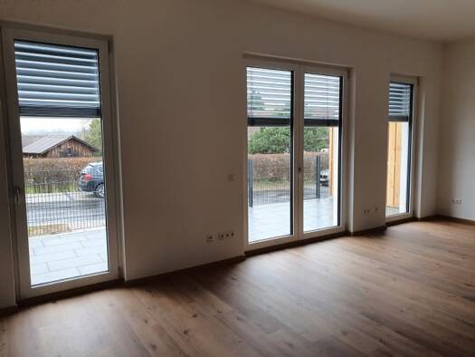 Studio zur Miete 550 € 1 Zimmer 50,8 m² EG frei ab 01.05.2026 Willmering 93497