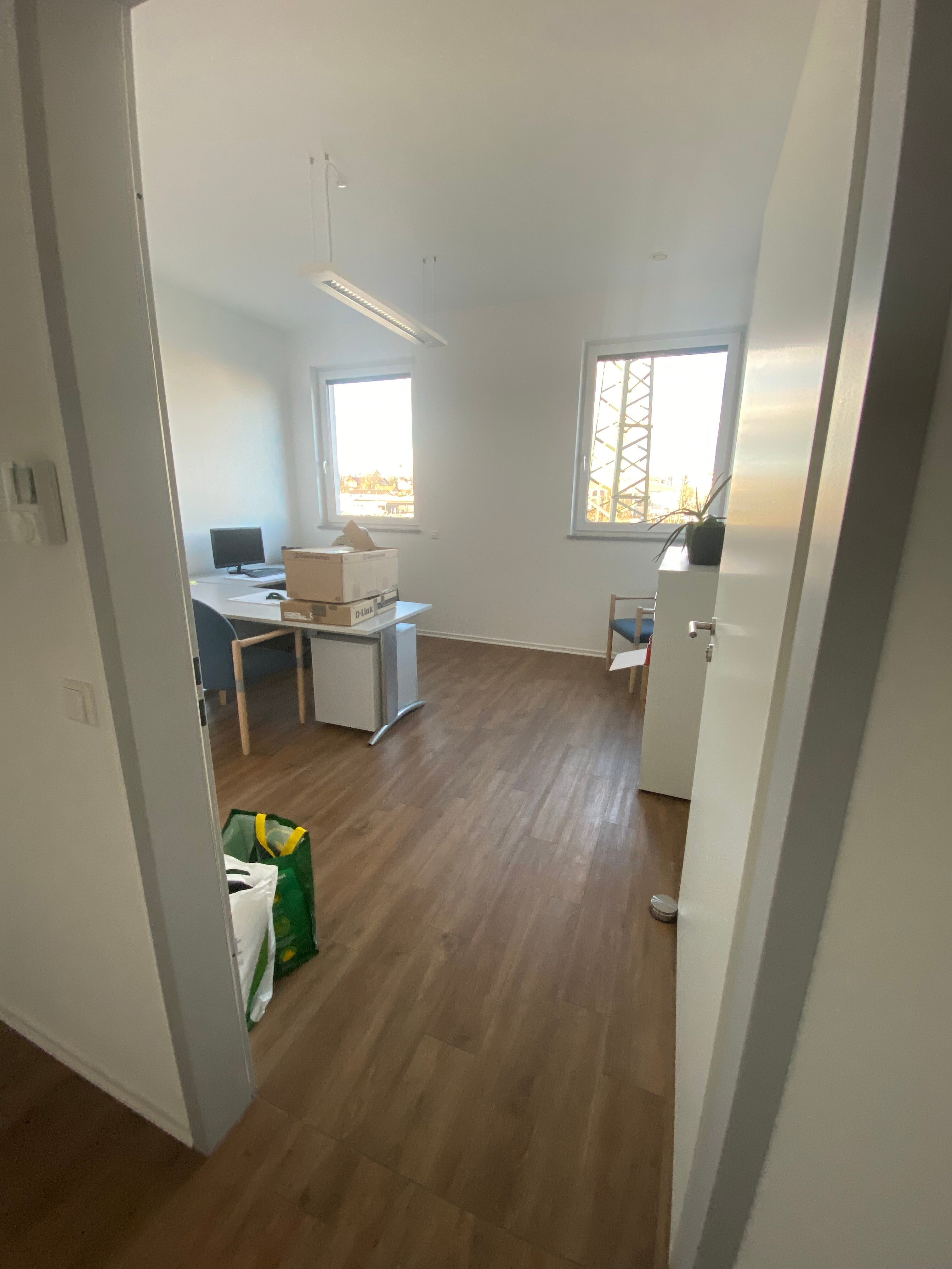 Bürogebäude zur Miete provisionsfrei 500 € 2 Zimmer 55 m²<br/>Bürofläche Äußere Rosenheimer Straße 2 Traunstein Traunstein 83278