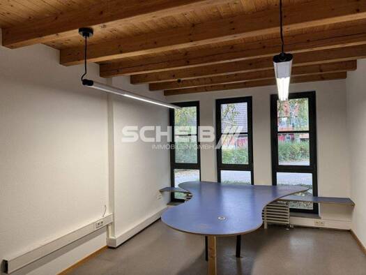 Bürogebäude zur Miete 1.904 € 338,8 m² Bürofläche Gröningen Satteldorf 74589