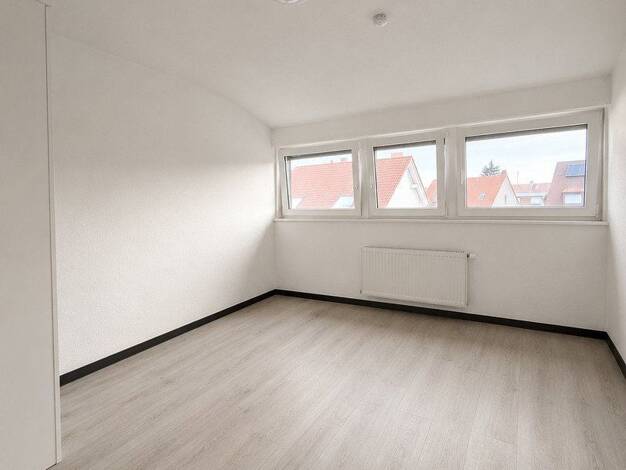 Wohnung zur Miete 1.000 € 3,5 Zimmer 77 m² 2. Geschoss frei ab 01.09.2026 Hagsfeld Hagsfeld 76139