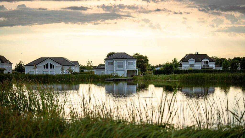 Grundstück zum Kauf provisionsfrei 9.037.030 € 15.317 m² Grundstück Ebreichsdorf 2483