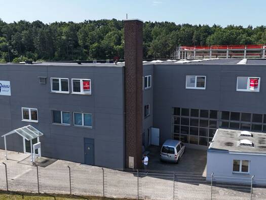 Lagerhalle zur Miete 1.730 m² Lagerfläche teilbar ab 400 m² Buxtehude 21614